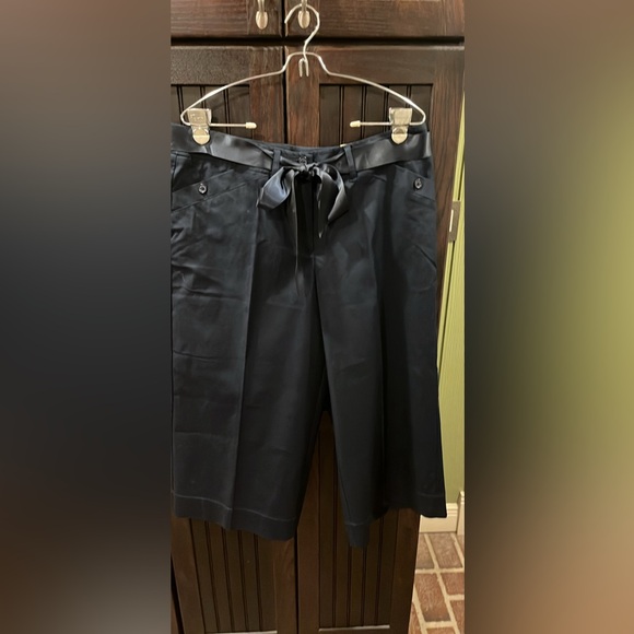 NWT Lane Bryant Navy Blue ‘Houston’ Sz 14 Wide Legged Cropped Pants - Picture 4 of 6